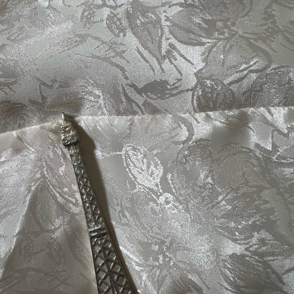 Janelle - 80's Does 40's Cream Jacquard Textured Flounce Dress - Size 11/12 - Picture 11 of 12